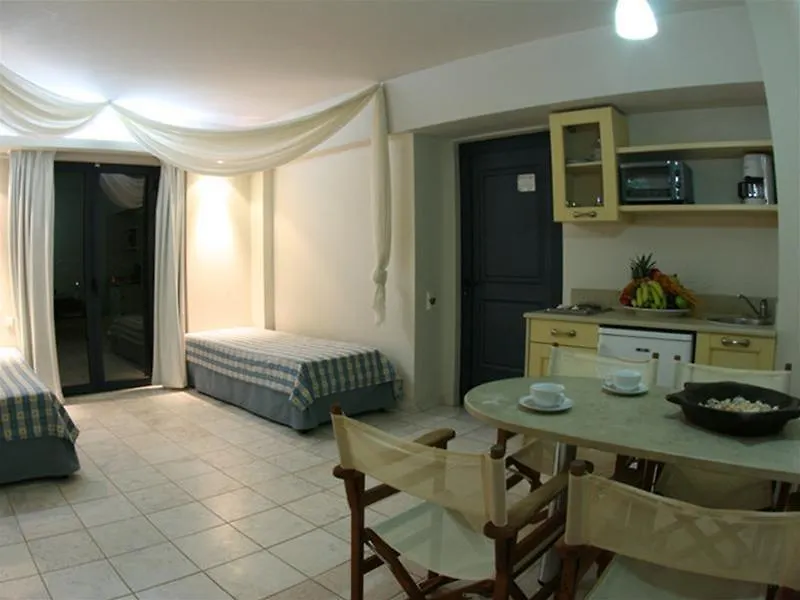 Kokkini Hani Golden Bay Boutique Hotel & Bungalows מלון דירות